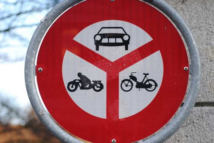 neufassung-des-klimaschutzgesetzes-in-deutschland-wissing-erwägt-fahrverbote-an-wochenenden