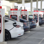 elon-musk-investiert-eine-milliarde-dollar-in-tesla