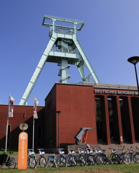 industrie-baut-124.000-jobs-ab-–-krise-vertieft-sich