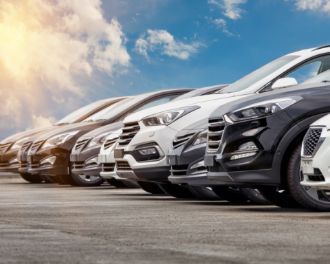 stellantis-schock-reisst-autoaktien-europaweit-mit