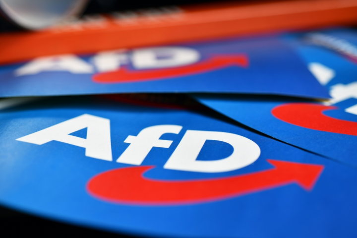afd-baut-vorsprung-aus-und-erreicht-28-prozent