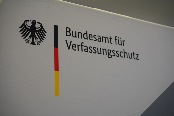 geheimdienst-reform-entfacht-streit-über-staatsgewalt