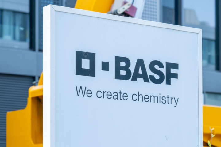 BASF sorgt mit Evonik-Gerüchten für Börsenwirbel