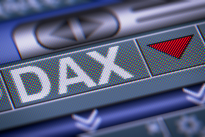 Dax kämpft gegen neue Belastungen