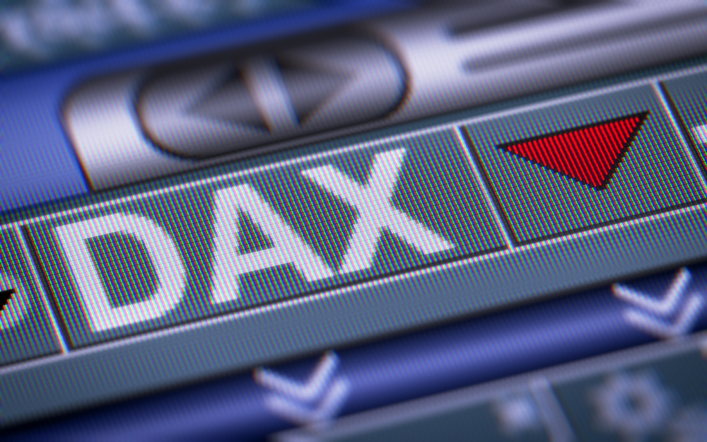 Dax kämpft gegen neue Belastungen