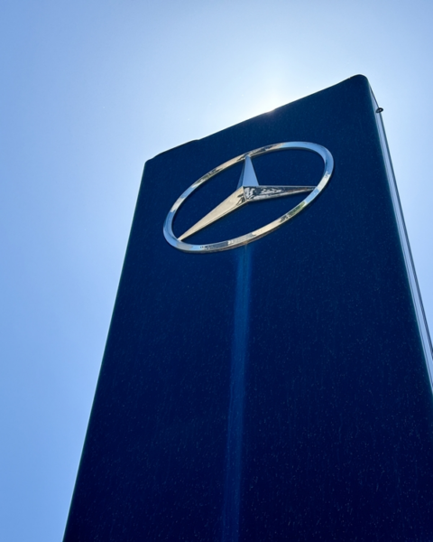 Mercedes droht mit Werksschließungen in Deutschland