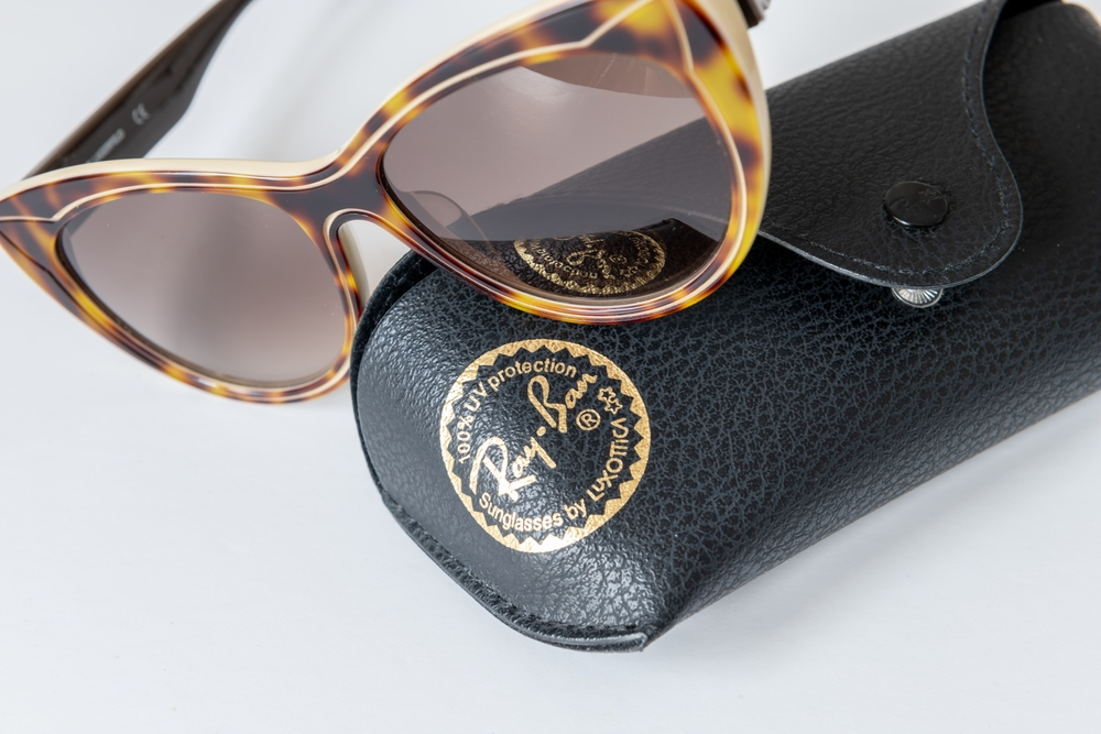 Ray-Ban-Hersteller EssilorLuxottica legt 11 Prozent zu